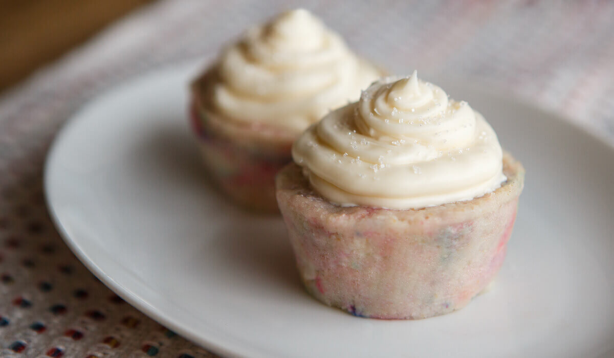 Dysphagia-friendly vanilla cupcakes